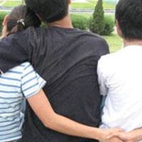 Bị tâm thần vì người yêu hôn trai lạ