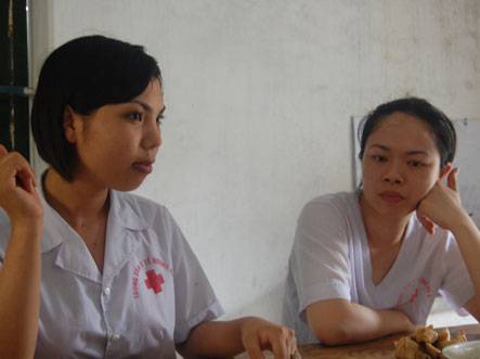 Hàng trăm người tới xem mặt nữ bác sĩ quay clip sex