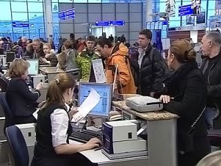 Moskva: Sân bay Sheremetyevo mất điện vì ... xe cần cẩu