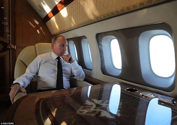 Choáng ngợp với nội thất dát vàng trong chuyên cơ của Tổng thống Nga