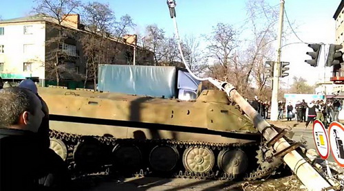 Chèn chết người, sĩ quan thiết giáp Ukraine vẫn nhận huân chương