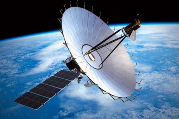 Nga tìm cách khôi phục kết nối với kính viễn vọng không gian khổng lồ