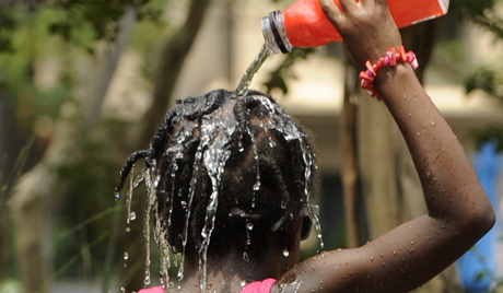 Dự báo thời tiết: Nóng bức, bão tố và làn sóng người tị nạn khí hậu