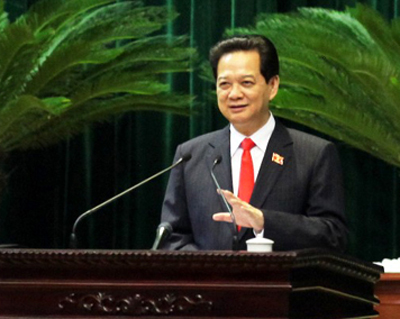 18 người Việt làm bằng 1 người Singapore: Thủ tướng nói gì?