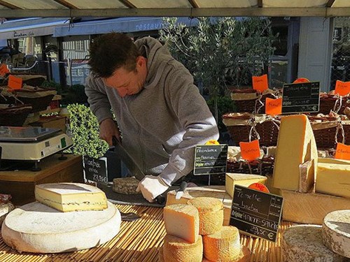 Nông dân Pháp biểu tình, đòi tiếp tục làm ăn với Nga