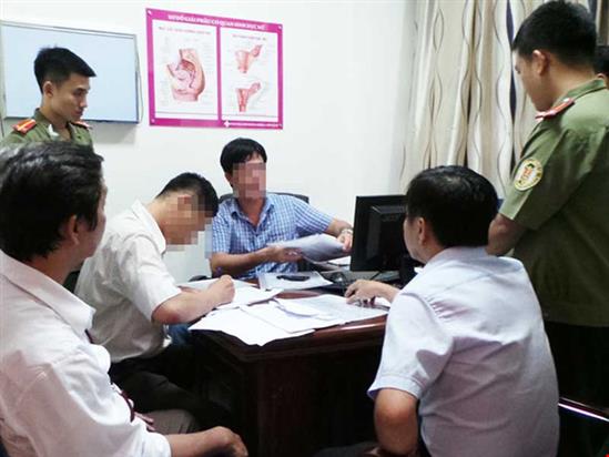 Phòng khám Trung Quốc chuyên ‘hù’ và ‘vẽ’ bệnh