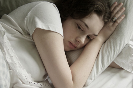 Ngậm ngùi cảnh người đẹp thiếu sex