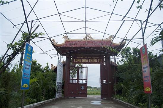 Giật mình biển “trộm chó mèo bị quả báo” treo ở chùa