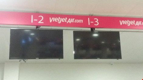 Tin tặc ở sân bay, ai rắc lông ngỗng Mỵ Châu?