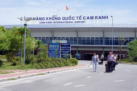 Vì sao hai máy bay suýt va chạm tại Cam Ranh?