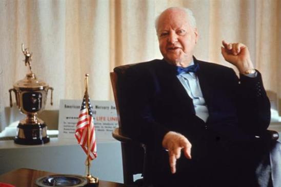 9 nhân vật bần tiện giàu nhất mọi thời đại