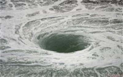Xoáy nước khổng lồ như 