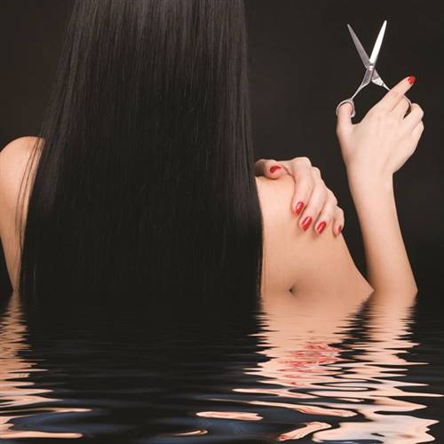 Lê Thị Liên Hoan: Đàn bà đi gội đầu