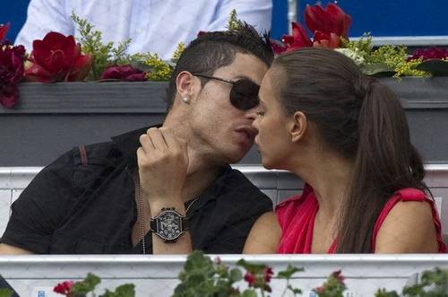 Cristiano Ronaldo sẽ cưới vào tháng 7?