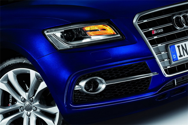 Audi SQ5 TDI – Mạnh mẽ và tiết kiệm nhiên liệu hơn