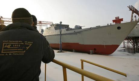 Sau 9 năm xuất khẩu vũ khí cho Việt Nam từ nước Nga tăng gấp 10 lần