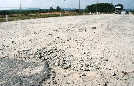 Bộ trưởng Đinh La Thăng: Chưa phát hiện rút ruột công trình