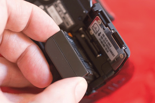 4 cách kéo dài thời lượng pin máy ảnh