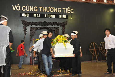 Gia đình Mai Thu Huyền gửi đơn đến Bộ trưởng Y tế