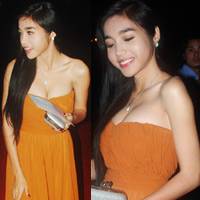 Elly Trần lại khoe vòng 1 trĩu nặng