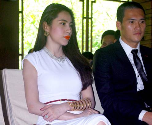 Chiếc đồng hồ của Thuỷ Tiên có thật sự trị giá 4 tỷ?