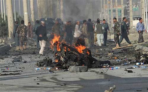 Xe bus bị đánh bom cháy đen không dấu vết, 9 người thiệt mạng