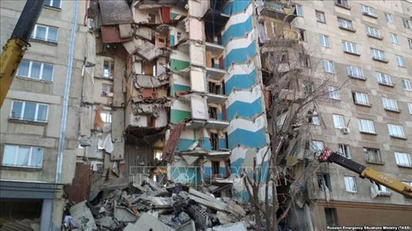 Vụ sập chung cư ở Nga: Kết thúc công tác tìm kiếm cứu hộ, tìm thấy thi thể thứ 39