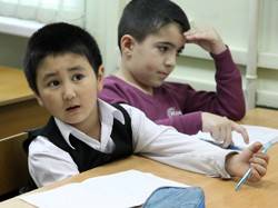 Moskva: Mở 13 trường dạy tiếng Nga cho trẻ em nhập cư