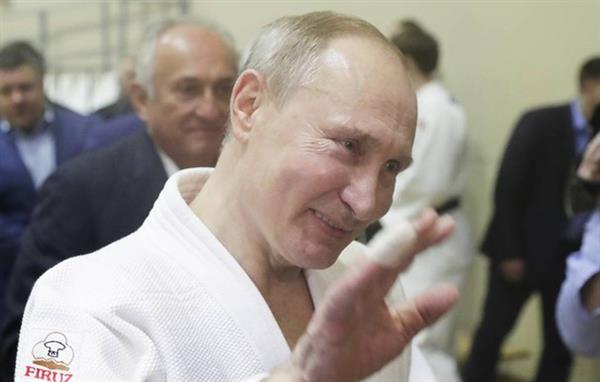 Tổng thống Nga Putin làm gì trong ngày nghỉ?