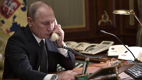 Tổng thống Nga Putin điện đàm với Thủ tướng Đức Merkel về Ukraine