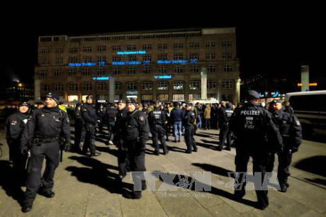 450 cảnh sát Đức lùng sục bắt 2 nghi phạm khủng bố