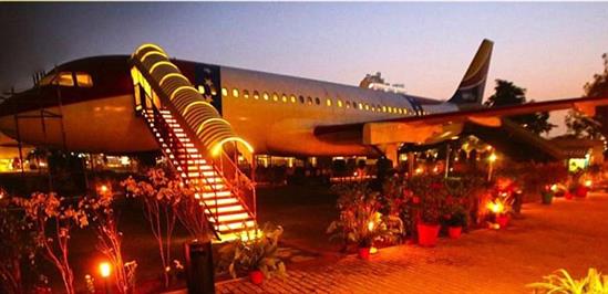 Trải nghiệm cảm giác lạ tại những nhà hàng trên máy bay