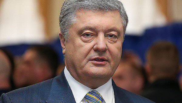 Mất chức, cựu Tổng thống Ukraine Poroshenko đối mặt rắc rối 'sốc'