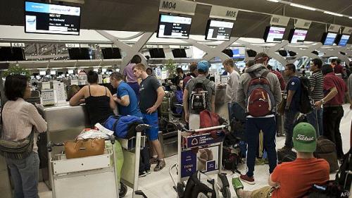 Thái Lan: Hơn 1.000 người mắc kẹt ở sân bay do bị lừa đảo