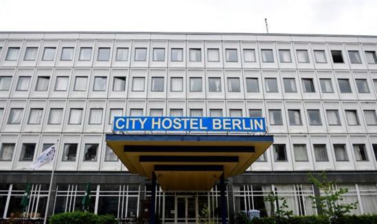 Đi du lịch, bất ngờ hoá tài trợ… hạt nhân Triều Tiên