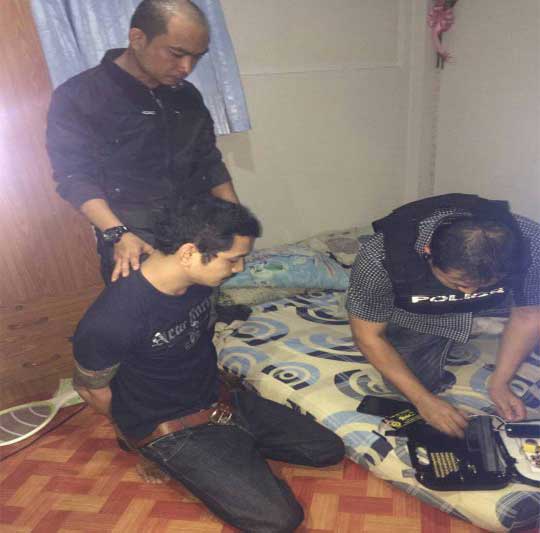 Cô gái bị bạn trai cũ bắn chết ngay tại cơ quan