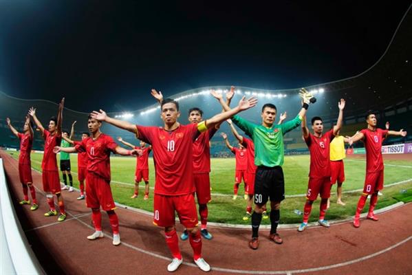 ASIAD 18: 'Bóng đá châu Á còn tiếp tục ngạc nhiên và nể phục Olympic Việt Nam'