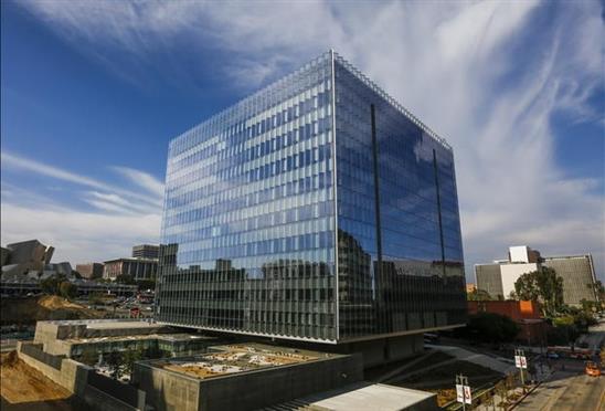 Tòa án liên bang ở Los Angeles sơ tán nhân viên do gói đồ khả nghi