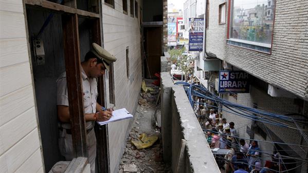 Tiết lộ chấn động của cảnh sát trong vụ 11 người treo cổ chết bí ẩn ở Ấn Độ