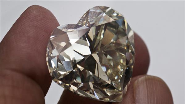 Kim cương hóa ra không hiếm, phát hiện có tới 'triệu tỷ tấn' dưới lòng Trái Đất