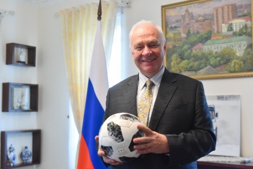 Đại sứ Nga ủng hộ Việt Nam giành suất dự World Cup 2022