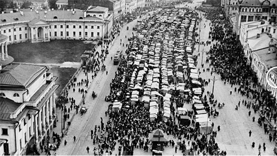 Moscow chuyển mình sau một thế kỷ