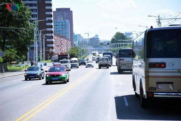 Ngỡ ngàng với mạng lưới giao thông đồng bộ ở Bình Nhưỡng (Triều Tiên)