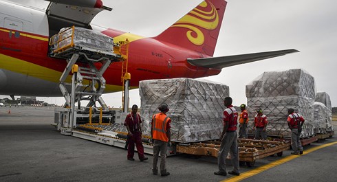 Nga – Trung chuyển cho Venezuela bao nhiêu container thuốc mỗi tháng?