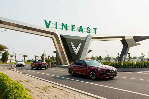 Nhìn lại hành trình 6.000 km chạy thử xuyên Việt của xe VinFast