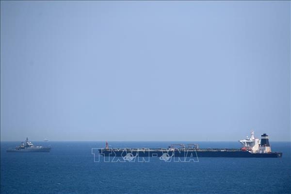 Iran bác thông tin bắt giữ tàu chở dầu của Anh