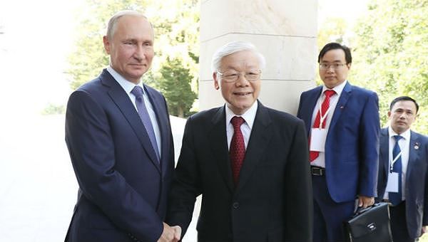 Tổng Bí thư, Chủ tịch nước Nguyễn Phú Trọng và Tổng thống Nga Putin trao đổi điện mừng