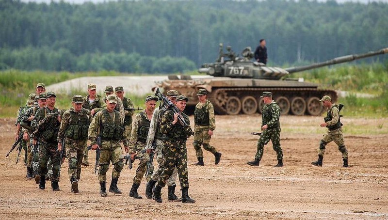Nga thông tin về việc bất ngờ kiểm tra tính sẵn sàng chiến đấu của quân đội