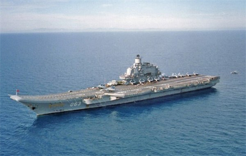 Đột nhập bên trong tàu sân bay Đô đốc Kuznetsov