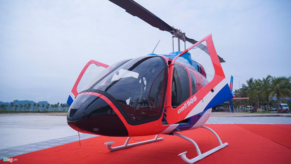 Đi chung trực thăng bằng ứng dụng công nghệ ngắm vịnh Hạ Long